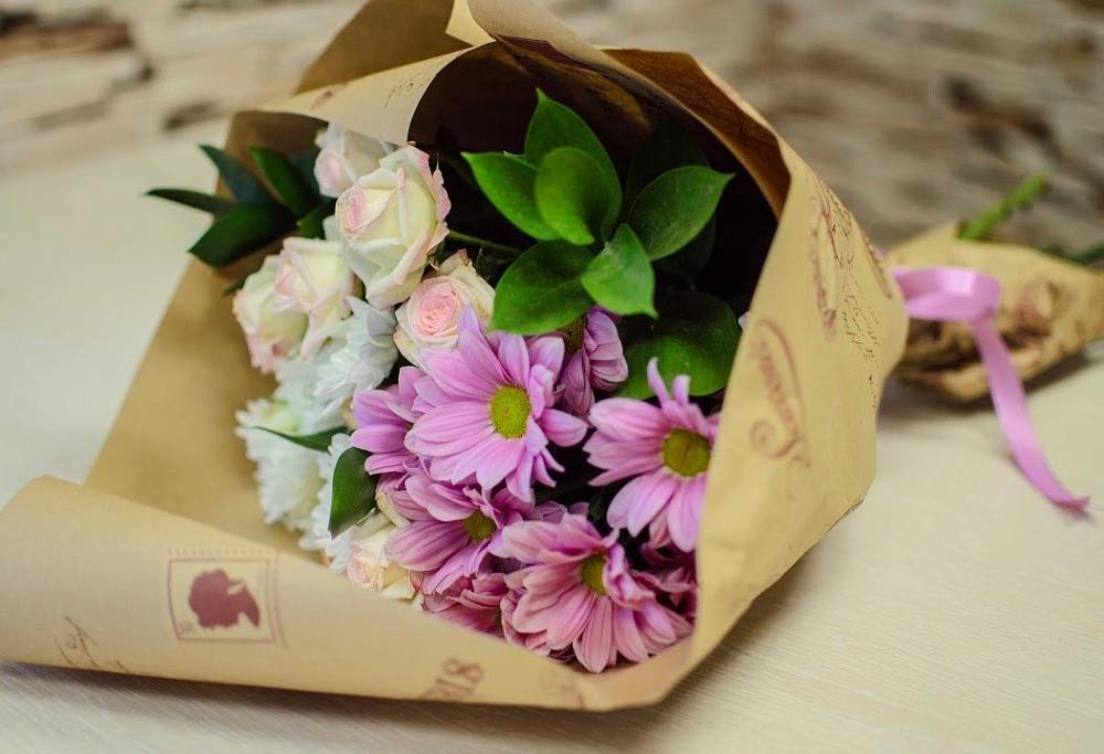 Букет цветов из: Розы и Хризантемы в Шведино