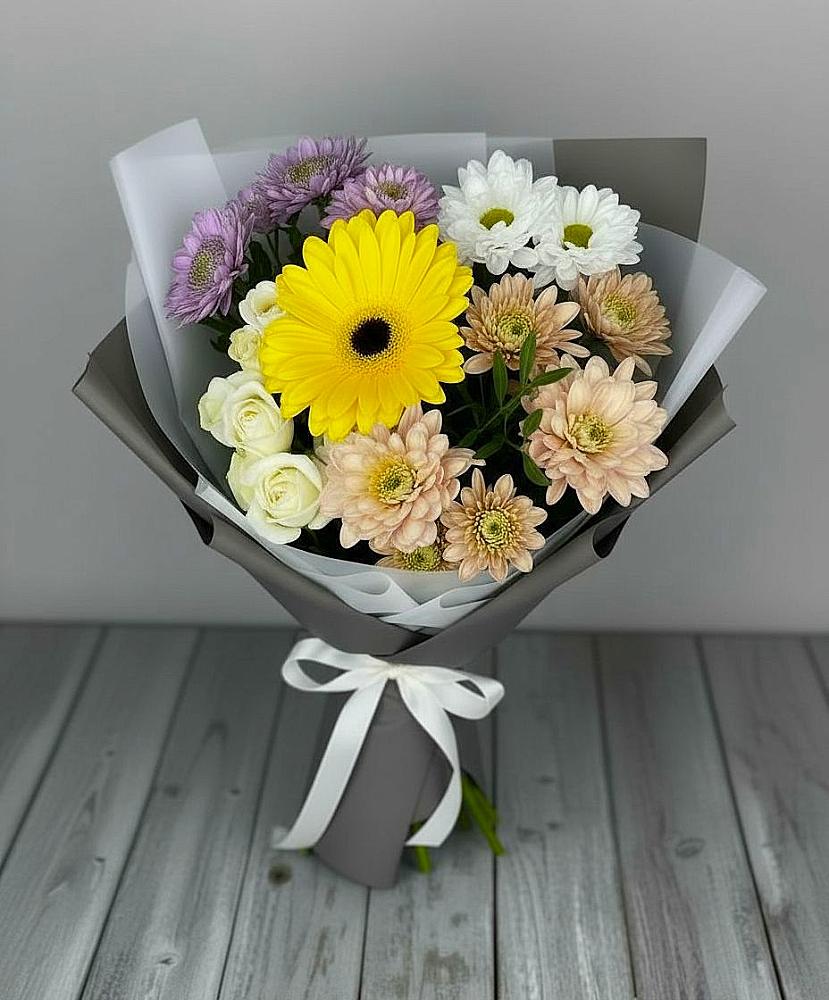 Букет цветов из: Розы, Герберы и Хризантемы в Шведино