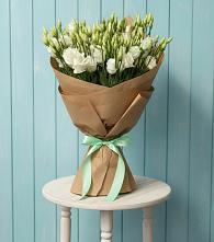 Букет цветов из:  Лизиантусы в Шведино