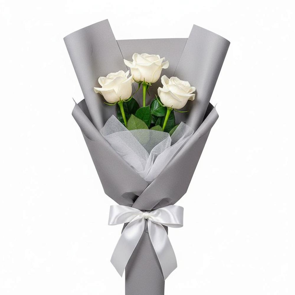 Букет 3 белые розы в Шведино