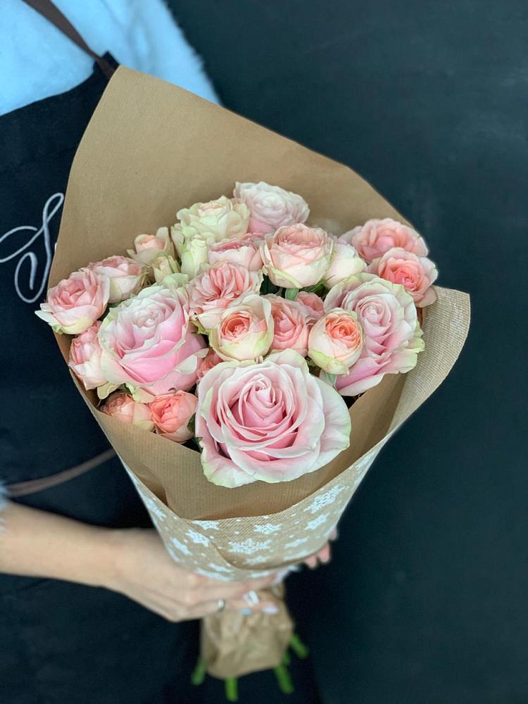 Букет цветов из: Хризантемы и Розы в Шведино