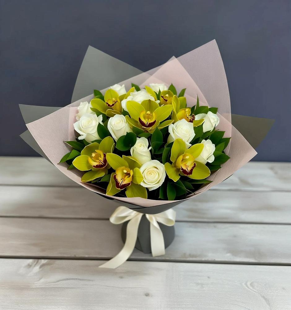 Букет цветов из: Орхидеи и Розы в Шведино