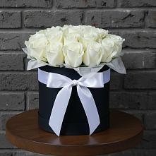 Цветочная композиция из Розы в шляпной коробке в Шведино